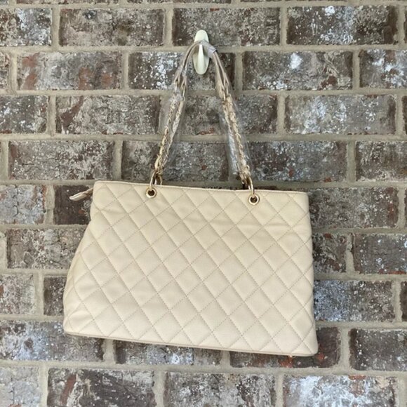 Grace Elizabeth Quilted Beige Tote Handbag NWT! - Picture 3 of 11